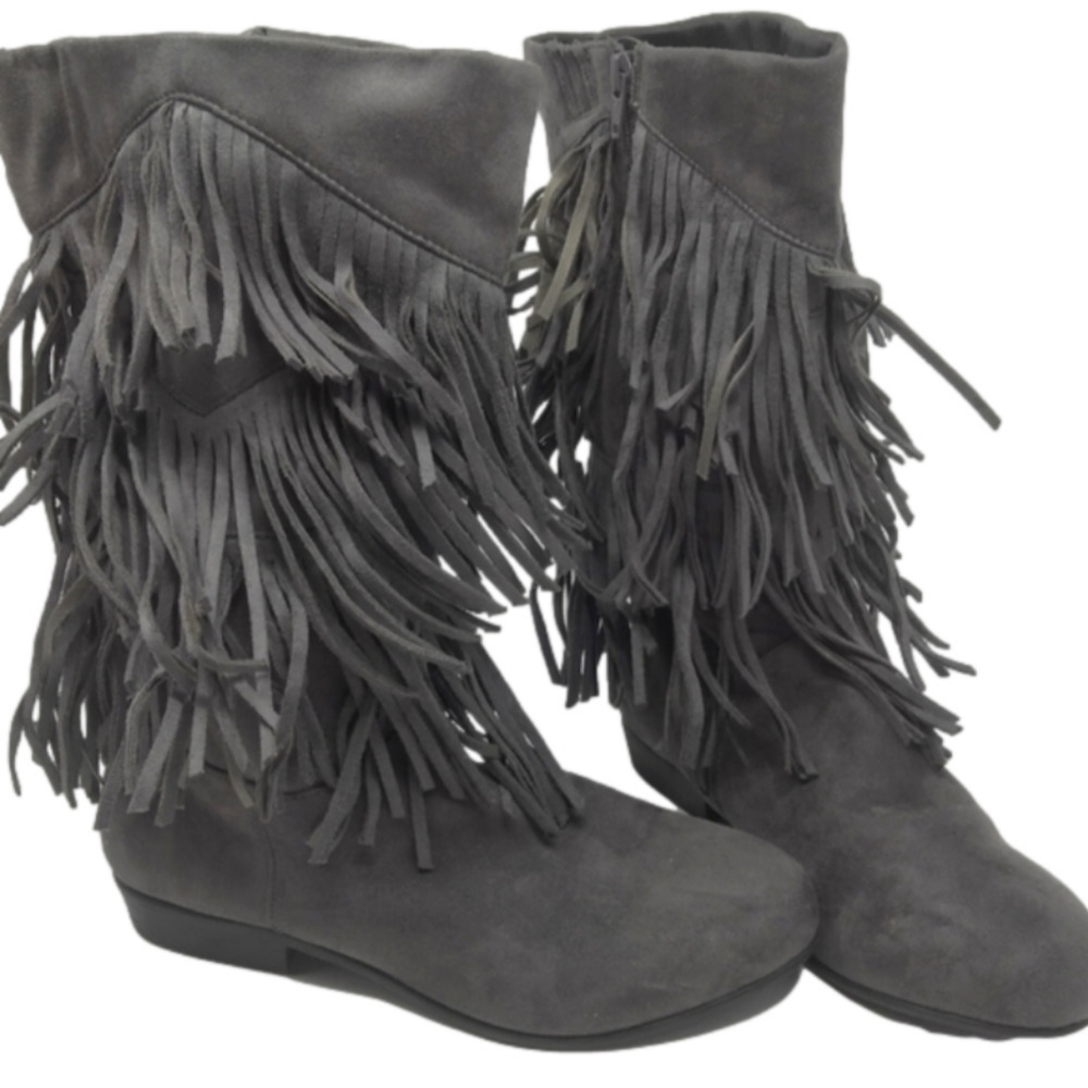 GREY fringe flat boots 8.5 w